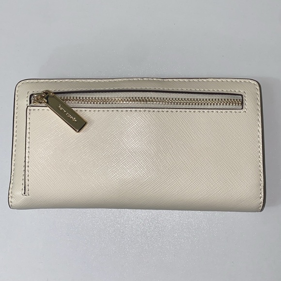 Kate Spade Studded Large Slim Bifold Wallet in Meringue Madison NWT - Picture 3 of 9